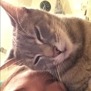 Meet your Posher, Cheska